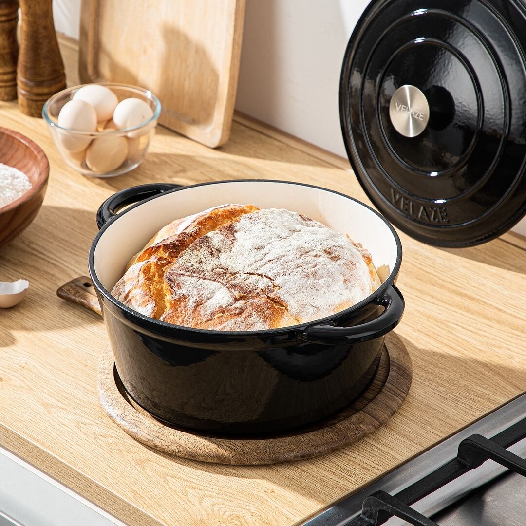 Velaze Enameled 7.5Qt. Cast Iron Round Dutch Oven