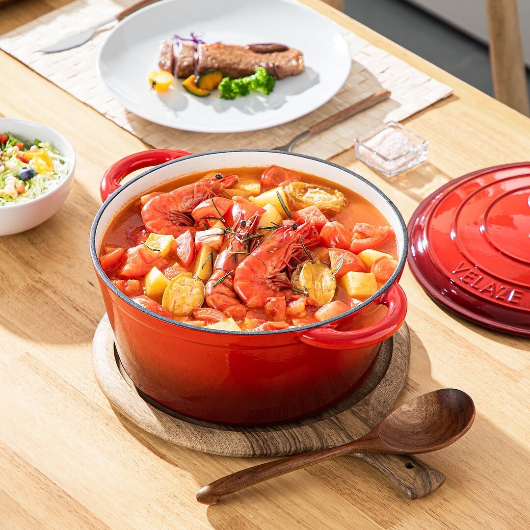 Velaze Enameled 7.5Qt. Cast Iron Round Dutch Oven